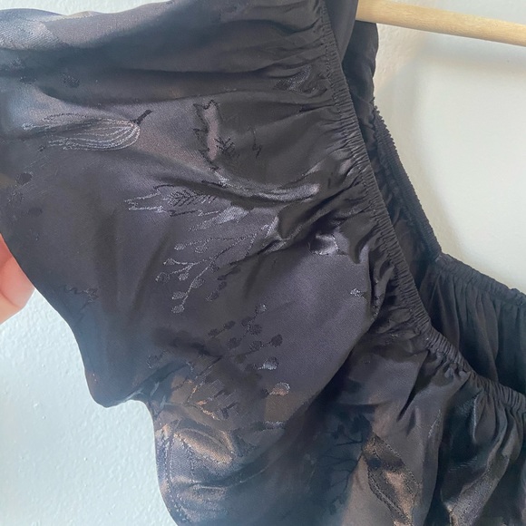 Altar Houseline Aniela Off-the-Shoulder Dress - Picture 2 of 5